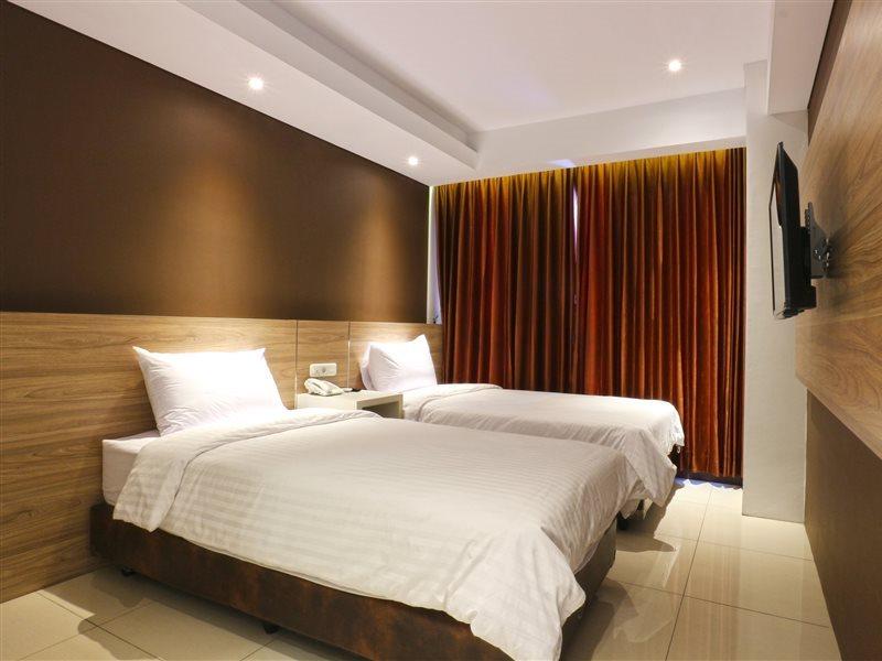 Kampioen Bed & Breakfast Bandung Ngoại thất bức ảnh