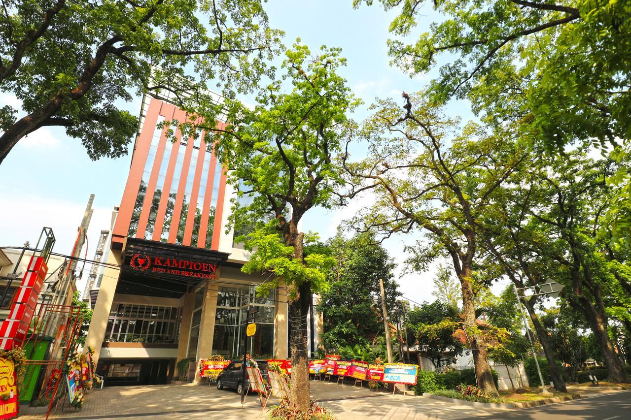 Kampioen Bed & Breakfast Bandung Ngoại thất bức ảnh