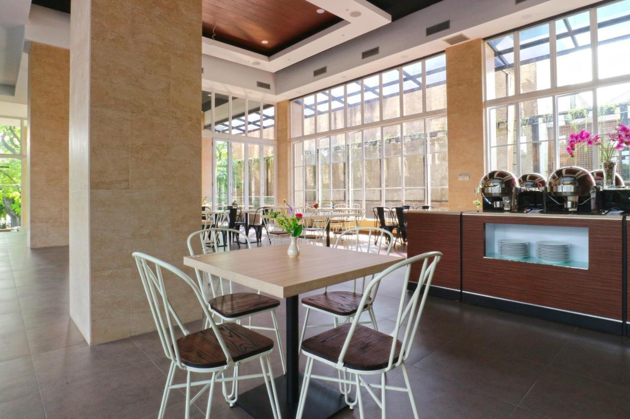 Kampioen Bed & Breakfast Bandung Ngoại thất bức ảnh