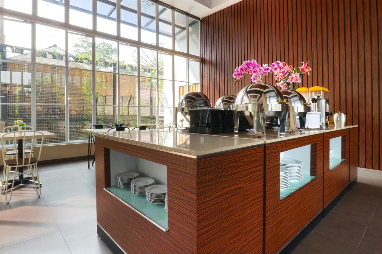 Kampioen Bed & Breakfast Bandung Ngoại thất bức ảnh